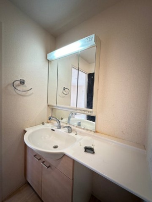 【洗面所】 | グリュックヒューゲル