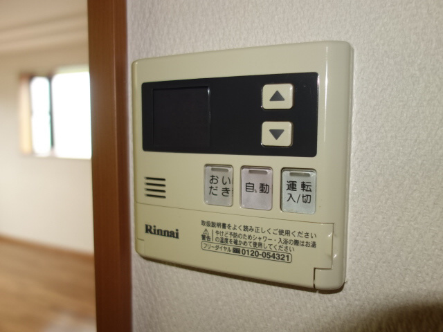 神戸市西区丸塚１丁目のアパートの浴室