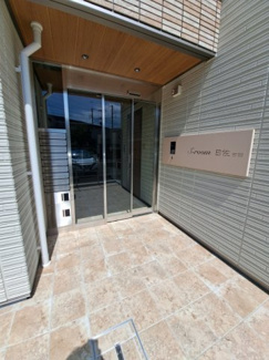 【エントランス】 | Ｓ－ｒｏｏｍ曰佐　西館