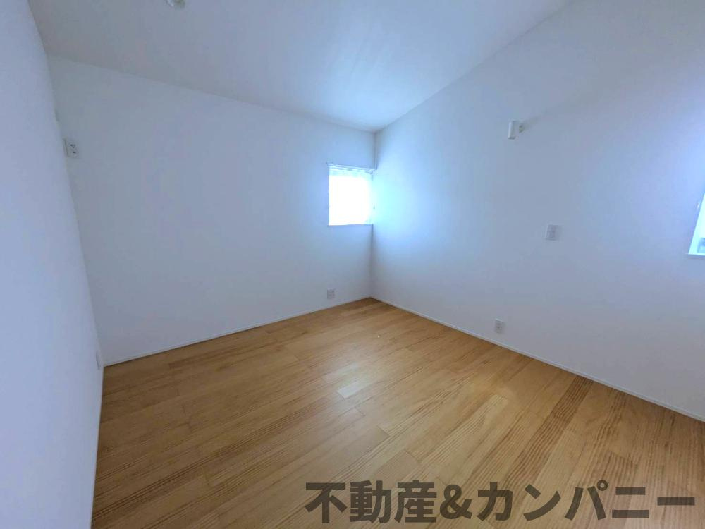 メルティータウン東野　モミジの家(1号棟)　東野5丁目分譲戸建(全4棟)の洋室|洋室です