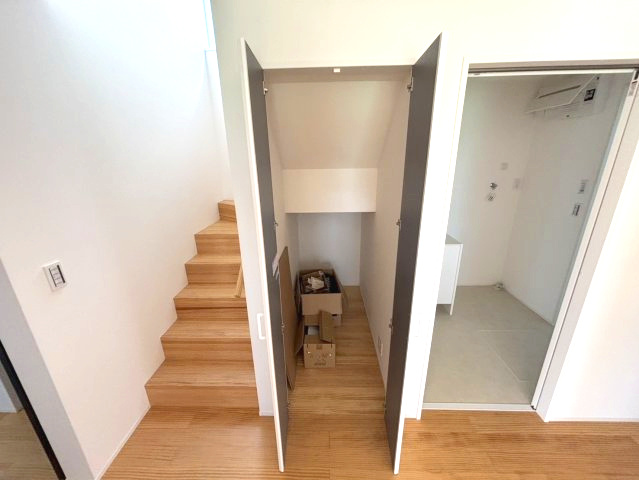 メルティータウン東野　アオダモの家(2号棟)　東野5丁目分譲戸建(全4棟)の収納