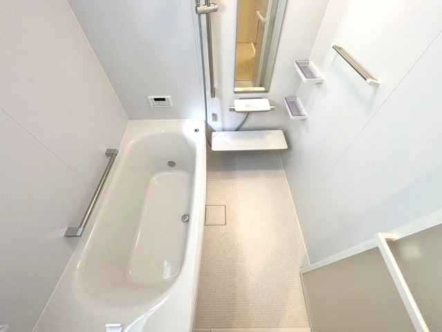 メルティータウン東野　アオダモの家(2号棟)　東野5丁目分譲戸建(全4棟)の浴室