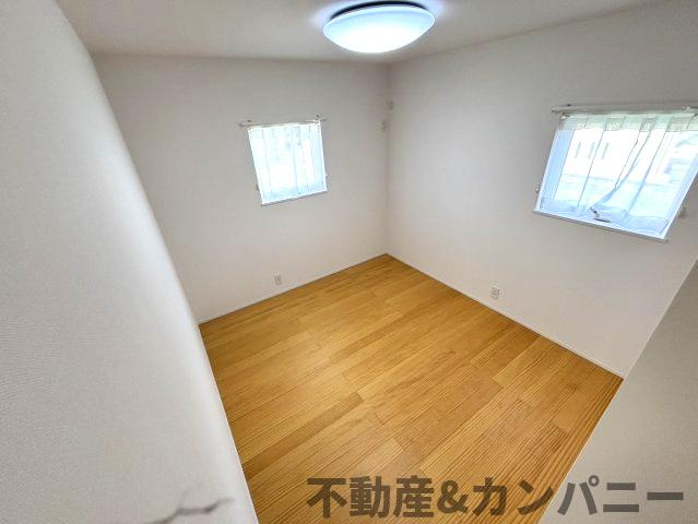 メルティータウン東野　ヤマボウシの家(3号棟)　東野5丁目分譲戸建(全4棟)の洋室|コンパクトで使いやすい洋室です