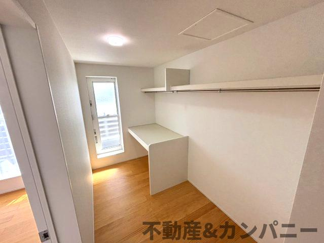 メルティータウン東野　ヤマボウシの家(3号棟)　東野5丁目分譲戸建(全4棟)の収納