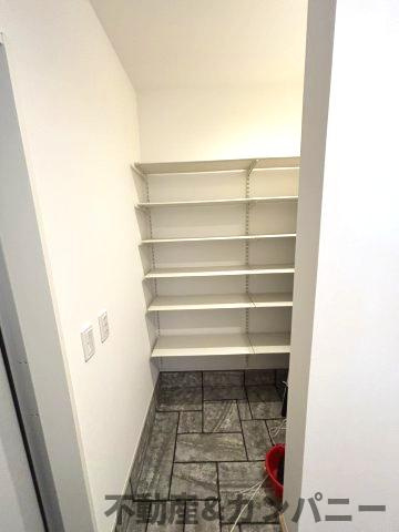 メルティータウン東野　ヤマボウシの家(3号棟)　東野5丁目分譲戸建(全4棟)の収納|ちょっとした収納スペースも充実しています