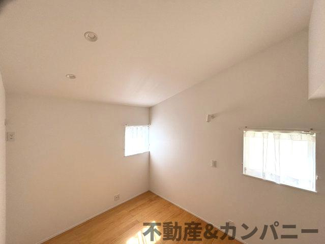メルティータウン東野　ヤマボウシの家(3号棟)　東野5丁目分譲戸建(全4棟)の洋室|個人の部屋や寝室として使える洋室です