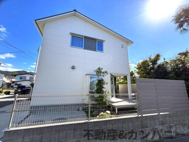 メルティータウン東野　コナラの家(4号棟)　東野5丁目分譲戸建(全4棟)の外観|落ち着いた雰囲気の外観です
