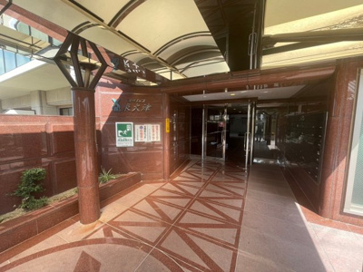 【エントランス】 | タイムス泉大津１階・リフォーム渡し | 落ち着いたエントランスです