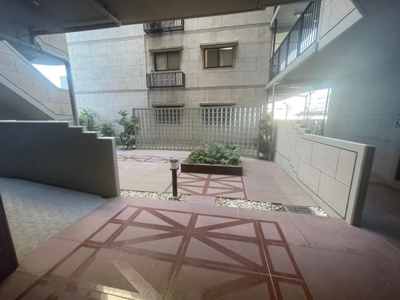 【エントランス】 | タイムス泉大津１階・リフォーム渡し | エントランスです