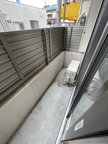 【バルコニー】