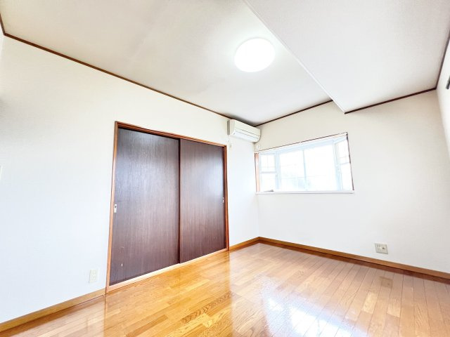 金子ハイツの洋室|※別部屋参考写真