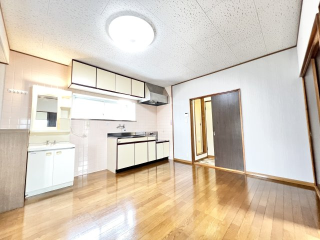 金子ハイツの居間・リビング|※別部屋参考写真