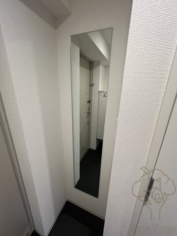 セレニテ新大阪プリエの玄関