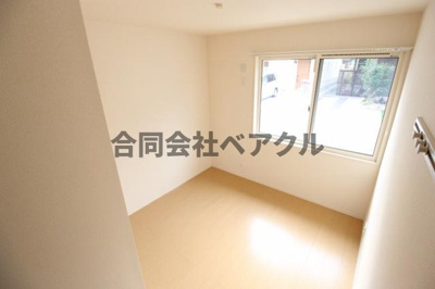 【洋室】 | ブランシュ | コンパクトで使いやすい洋室です