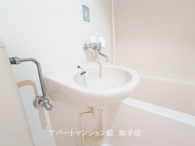 たかなかビルの洗面所