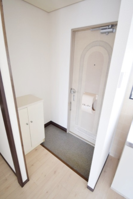 ファジー洋光の玄関