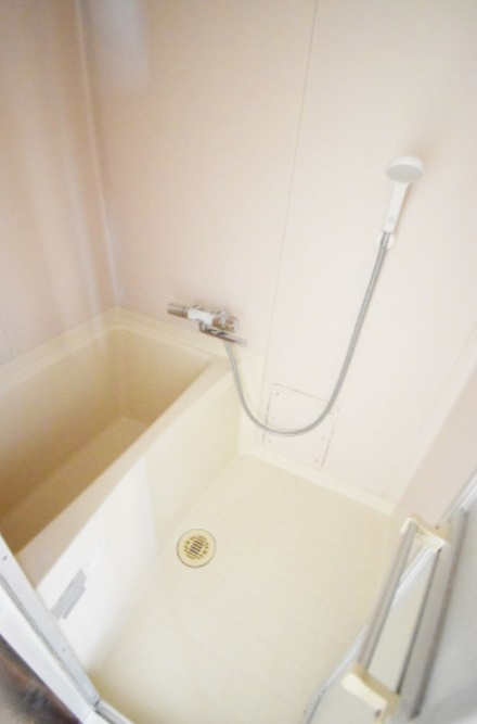 ファジー洋光の浴室