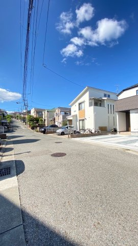 仁川町6丁目の前面道路含む現地写真