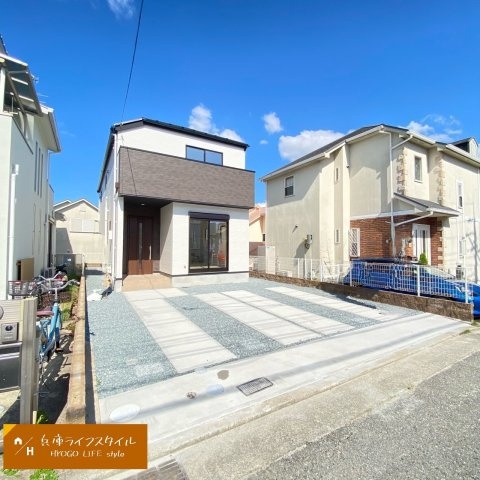 仁川町6丁目の外観