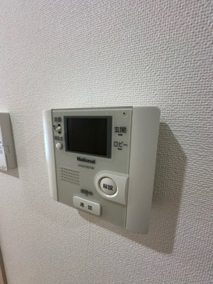 【セキュリティ】 | ヨネビル港北 | 防犯対策に有効なカメラ付きインターホン！突然の来客にもバッチリ対応できちゃいます☆