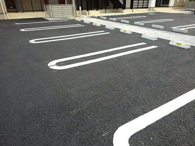 カモミーユの駐車場