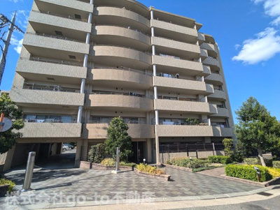 【外観】 | ネバーランド甲東園１番館 | ７階建て１階部分、専有面積99.71㎡で広々しております♪