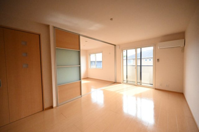 【居間・リビング】 | ヴィラウエストⅡ