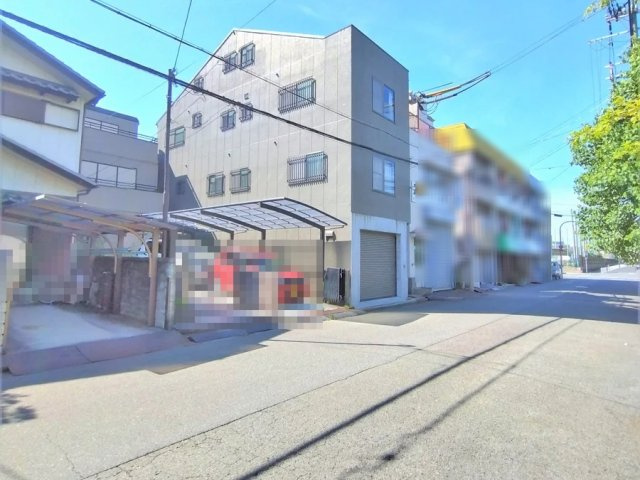 堺市堺区櫛屋町東４丁の中古一戸建の前面道路含む現地写真