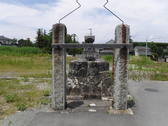 南アルプス市鏡中條70坪売地