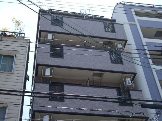 リヴェール北野坂の外観