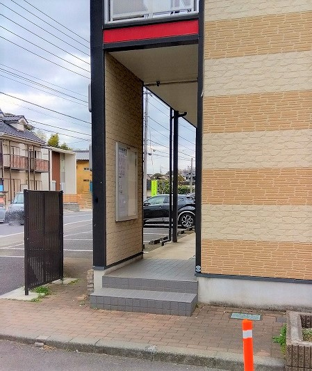 レオパレスオークアベニューのエントランス|画像8