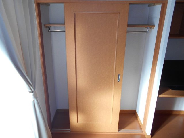 レオパレスbelsuonoⅡの収納