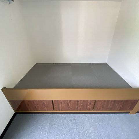 室蘭市沢町23-4戸建　(左)のその他