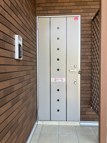 ハーモニー Mの玄関