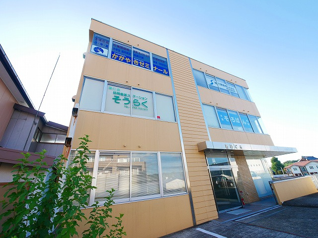 吉田ビル（木津上戸）の外観