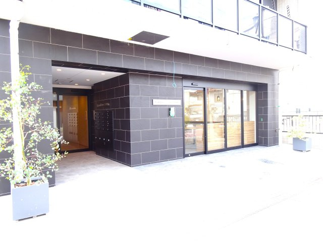 GrandLuce大垣駅前のエントランス