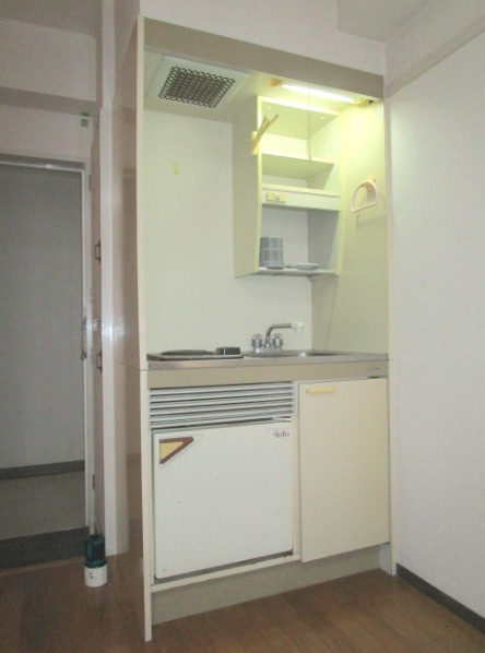 メゾンフジヨシ【キャッシュバック対象物件】のキッチン|キッチンでお料理をお楽しみください