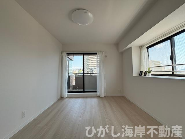 ライオンズマンション茅ヶ崎中央公園の洋室|新規リフォーム完了！5.8帖　洋室