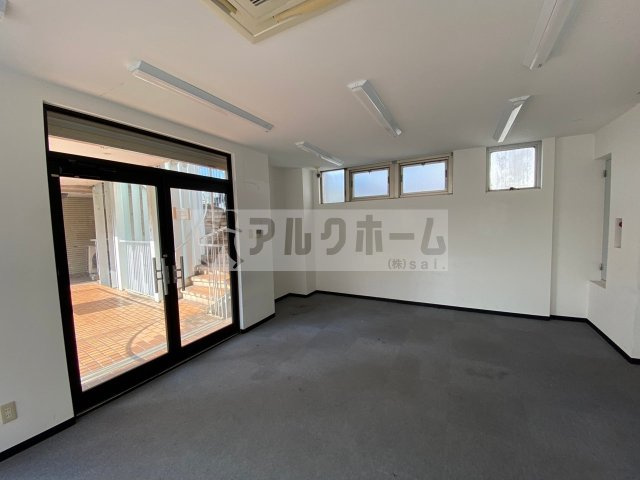 国分エスポワールビルの内装