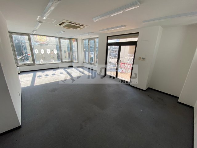 国分エスポワールビルの内装