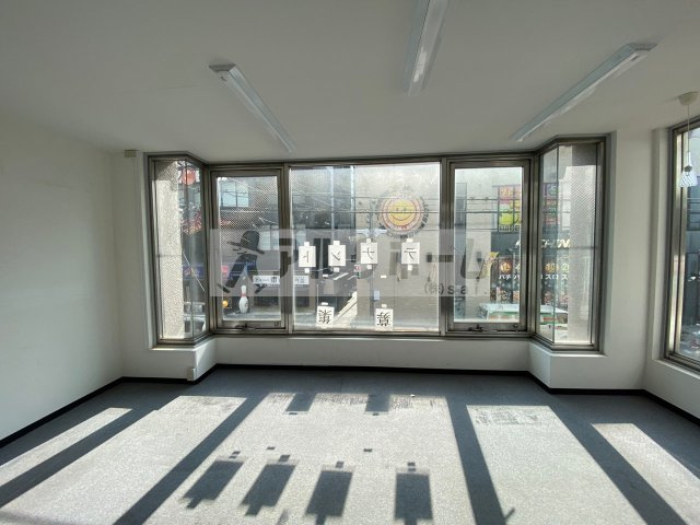 国分エスポワールビルの内装