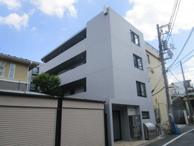 荒川区荒川１丁目の一棟マンションの外観