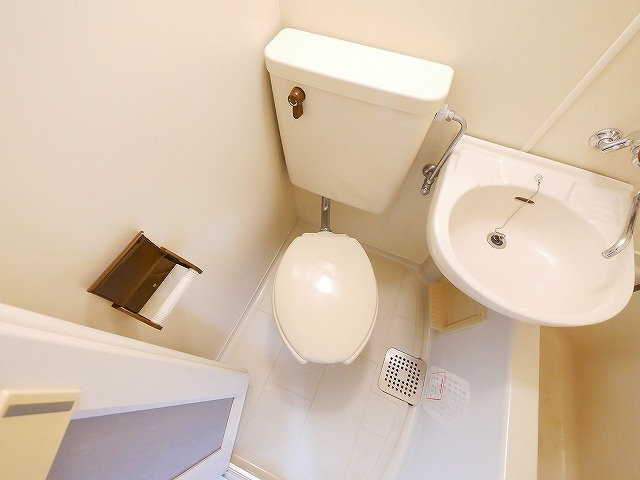 シティホームズ大宮のトイレ|落ち着いたトイレです