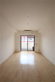 【居間・リビング】 | ベルエ難波西