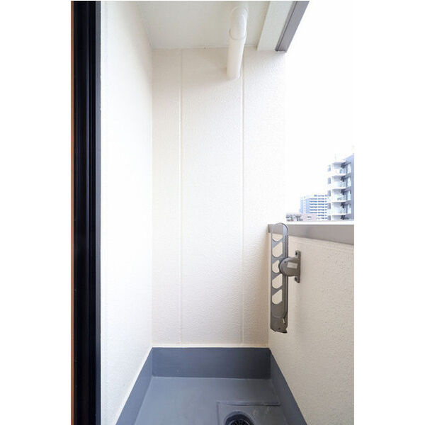 SERENiTE-04のバルコニー