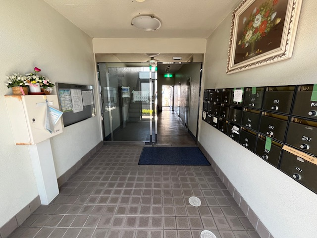 ダイヤモンドハイツのエントランス