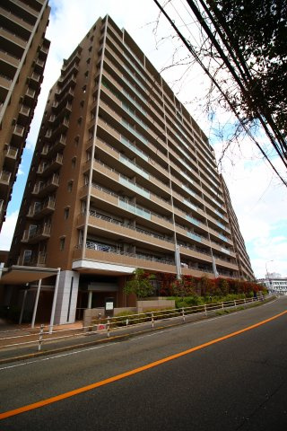 ビスタグランデ舞子B棟の外観