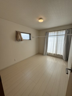 【洋室】 | 君津市人見中古戸建 | ２F