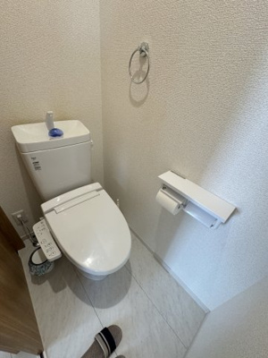 【トイレ】 | 君津市人見中古戸建 | 2F