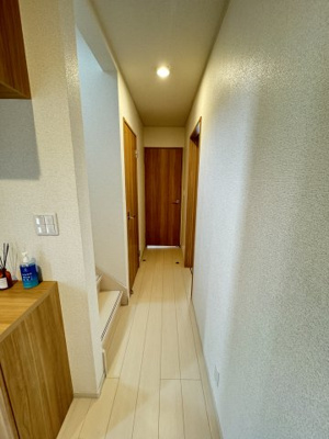 【内装】 | 君津市人見中古戸建 | １F廊下